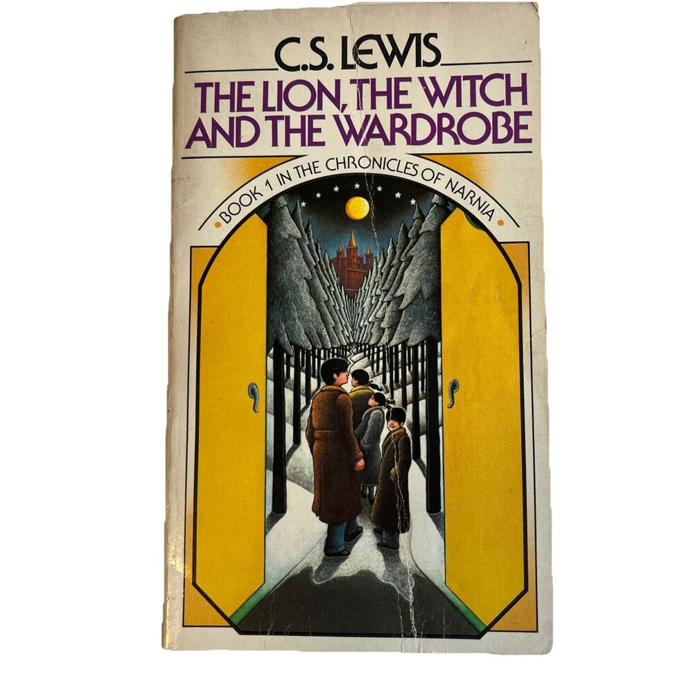 The Lion The Witch And The Wardrobe CS Lewis 1970 First Collier Books Edition PB